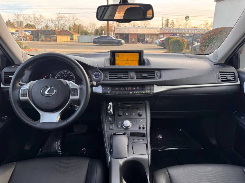 2011 Lexus CT 200h
