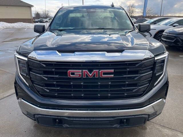 2025 GMC Sierra 1500 Pro