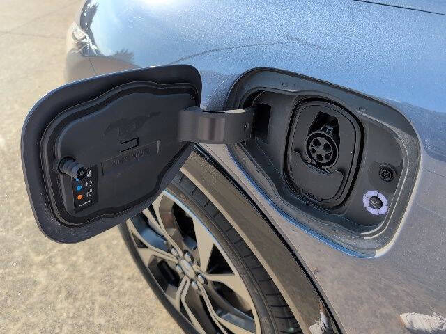 2021 Ford Mustang Mach-E Premium