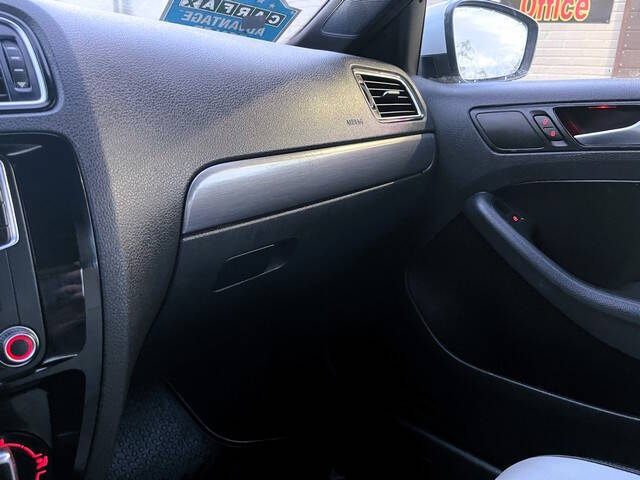 2016 Volkswagen Jetta 1.8T Sport