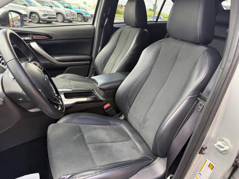 2024 Mitsubishi Eclipse Cross SE