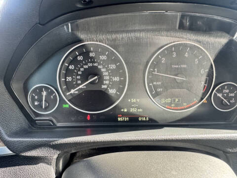 2013 BMW 3 Series 328i