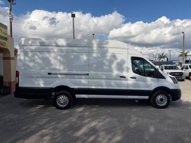 2023 Ford Transit 250