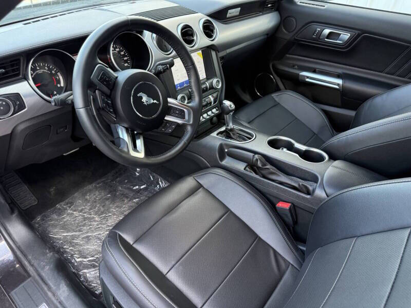 2022 Ford Mustang EcoBoost Premium