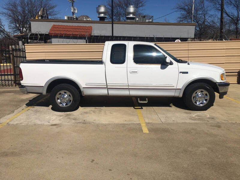 1997 Ford F-250 for sale at True Auto Sales & Wrecker Service in Dallas TX