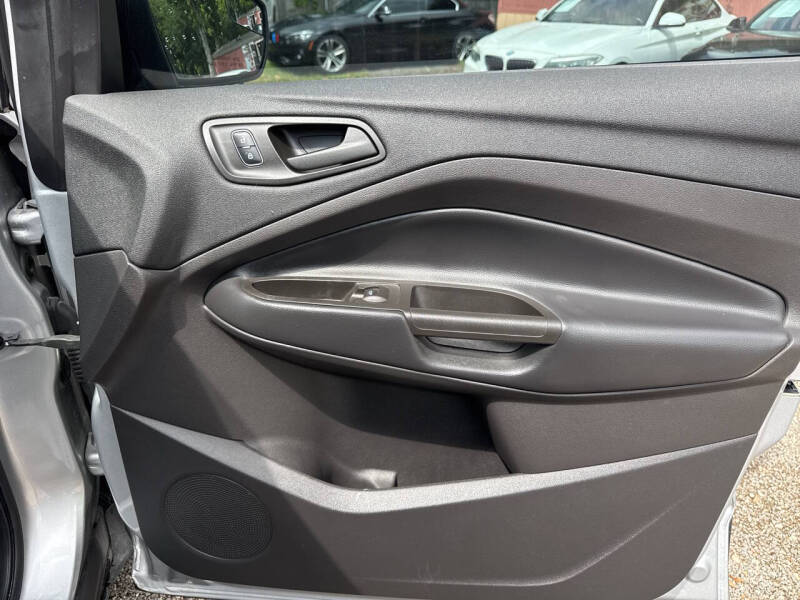 2019 Ford Escape S