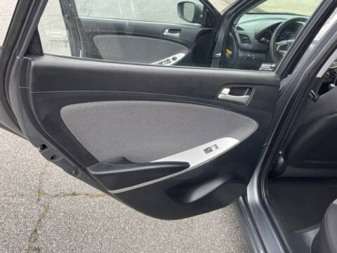 2013 Hyundai Accent GS