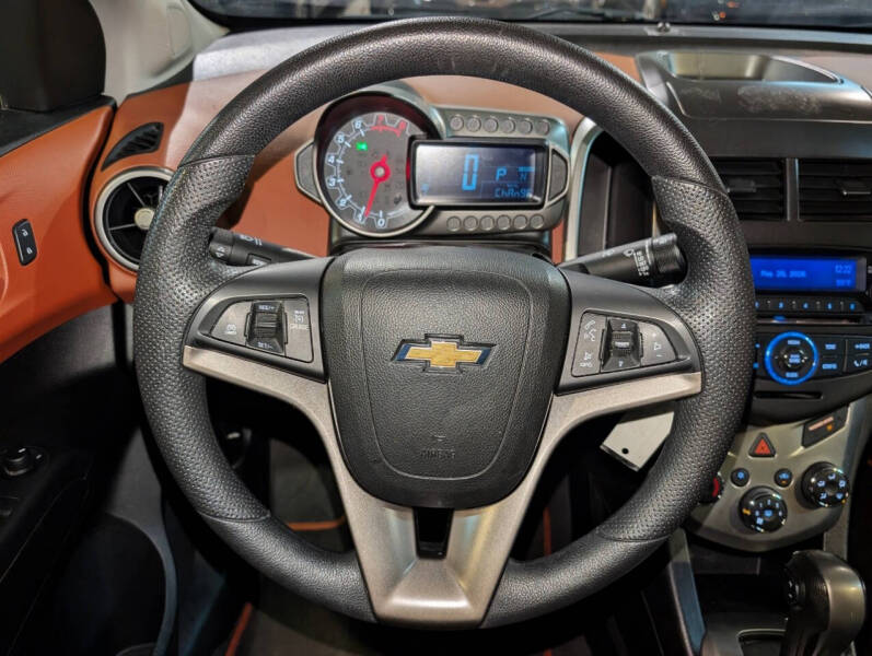 2015 Chevrolet Sonic LT Auto