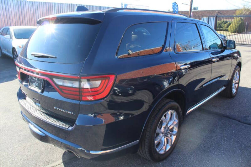 2017 Dodge Durango Citadel Anodized Platinum