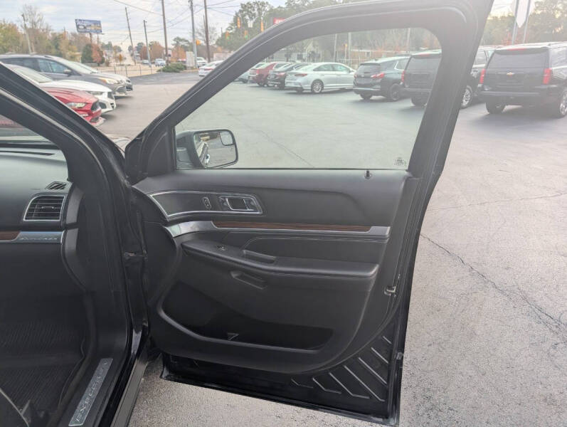 2017 Ford Explorer Limited