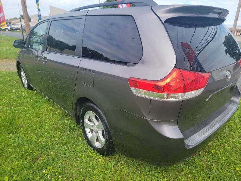 2011 Toyota Sienna
