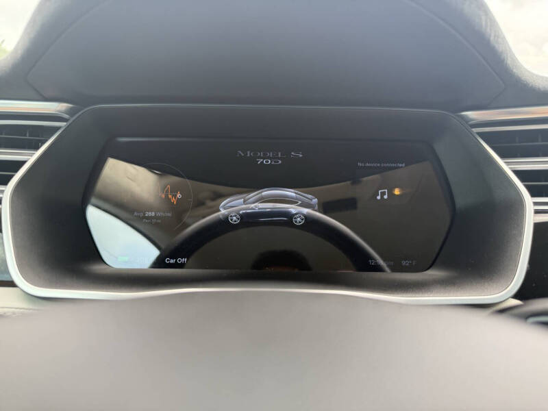 2015 Tesla Model S 70D