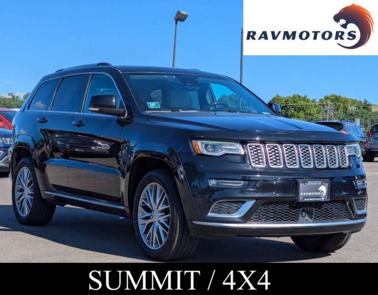 2017 Jeep Grand Cherokee Summit's photo