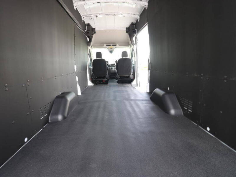 2023 Ford E-Transit 350