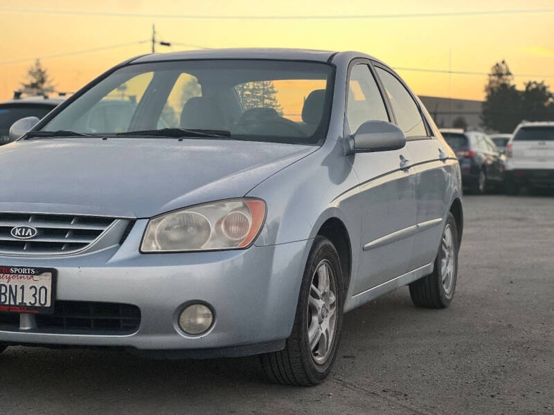 2004 Kia Spectra LX