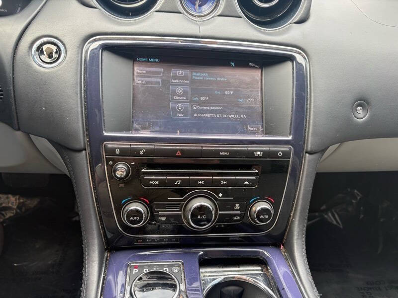 2011 Jaguar XJ