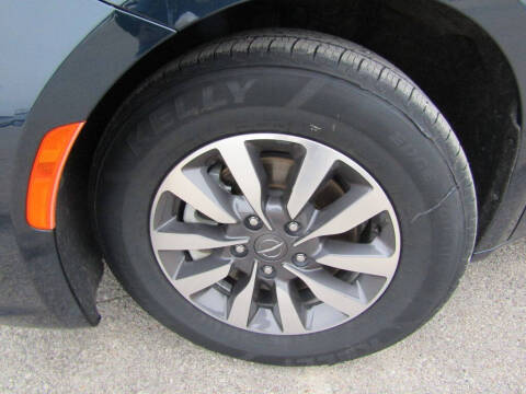 2023 Chrysler Pacifica Plug-In Hybrid Touring L