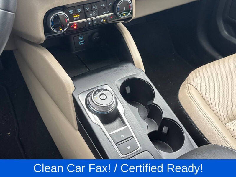 2022 Ford Escape SEL