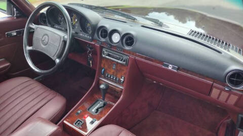 1986 Mercedes-Benz 560-Class 560 SL