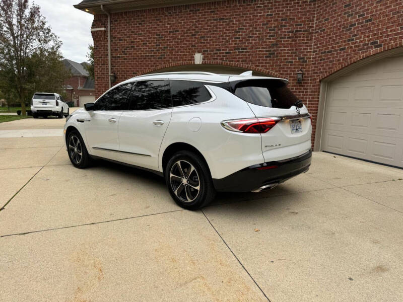 2022 Buick Enclave Essence