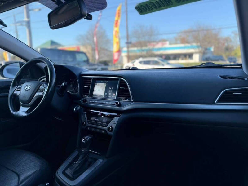 2017 Hyundai Elantra Limited