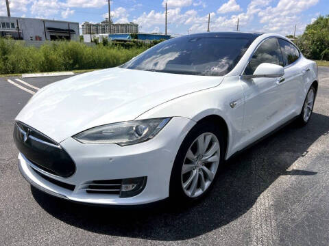 2015 Tesla Model S 85