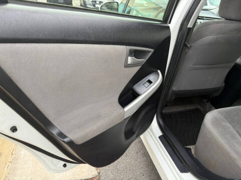 2014 Toyota Prius Two