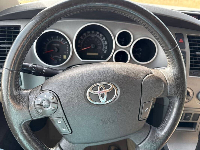 2010 Toyota Sequoia SR5