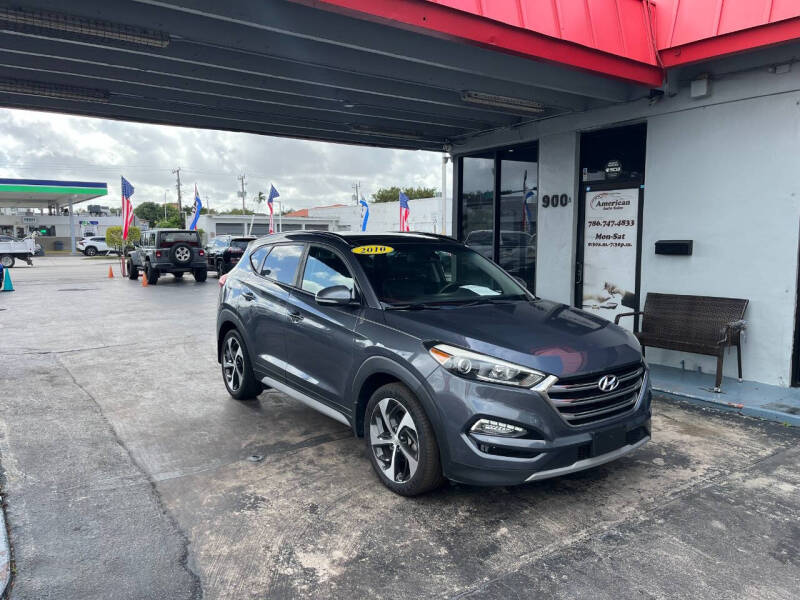 Hyundai Tucson's photo