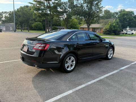2014 Ford Taurus SEL