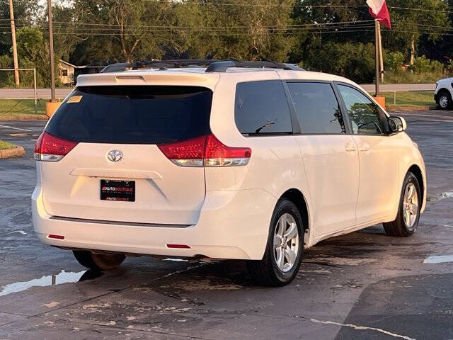 2014 Toyota Sienna
