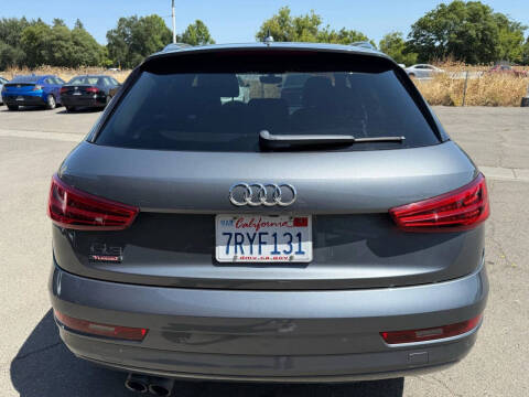 2016 Audi Q3 2.0T Premium Plus