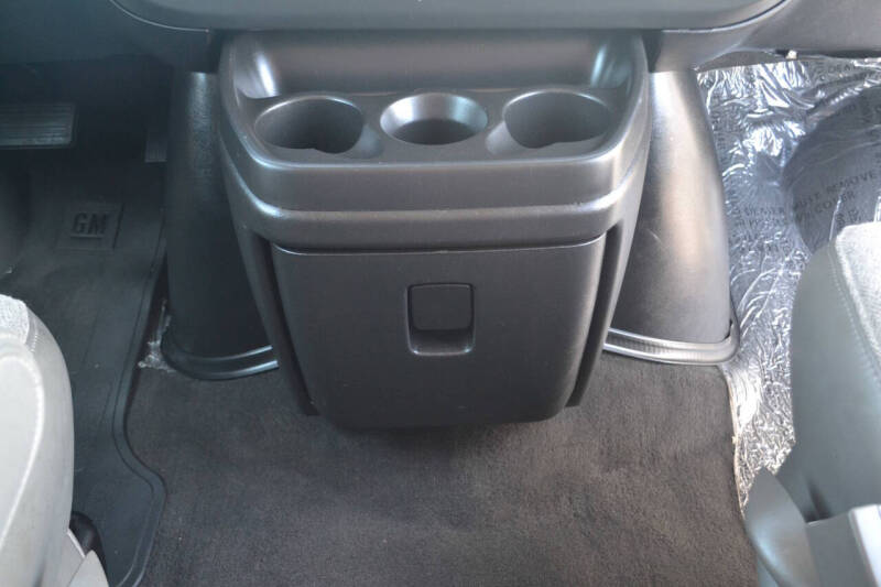 2025 Chevrolet Express LT 3500