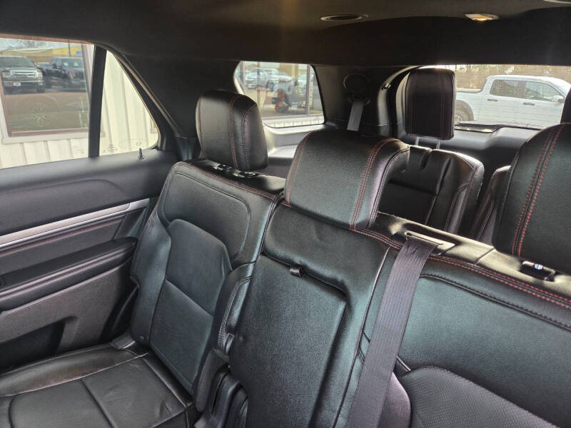 2016 Ford Explorer Sport