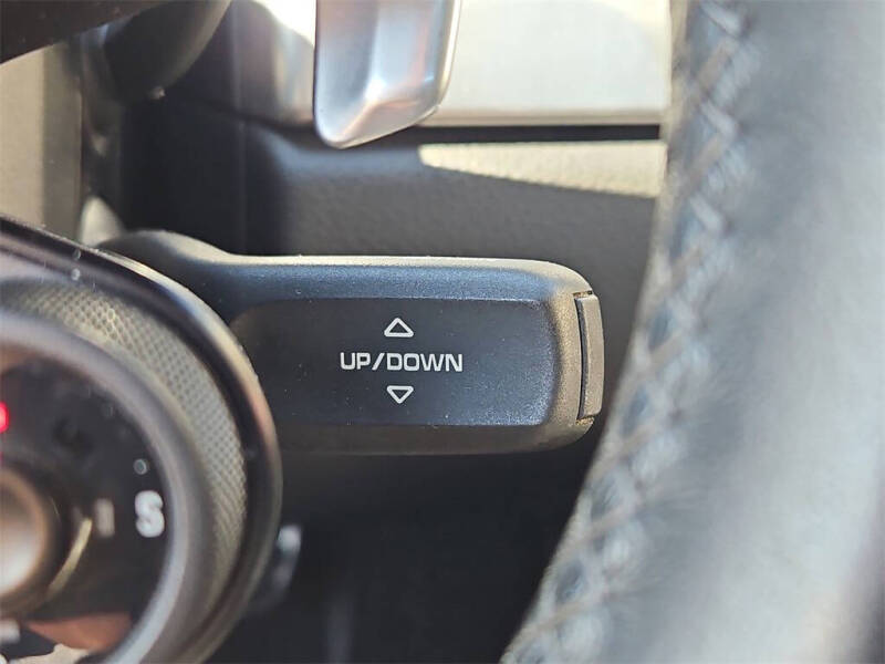 2017 Porsche 911 Carrera