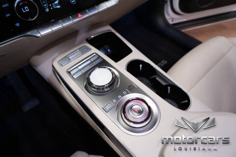 2022 Genesis GV70 2.5T Standard