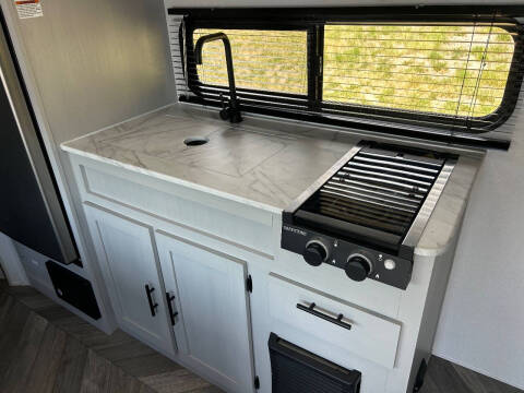 2021 Forest River FSX PLATINUM 179DBKX