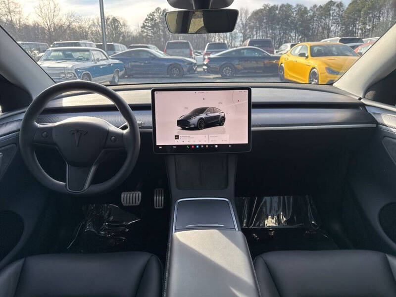 2025 Tesla Model Y Performance