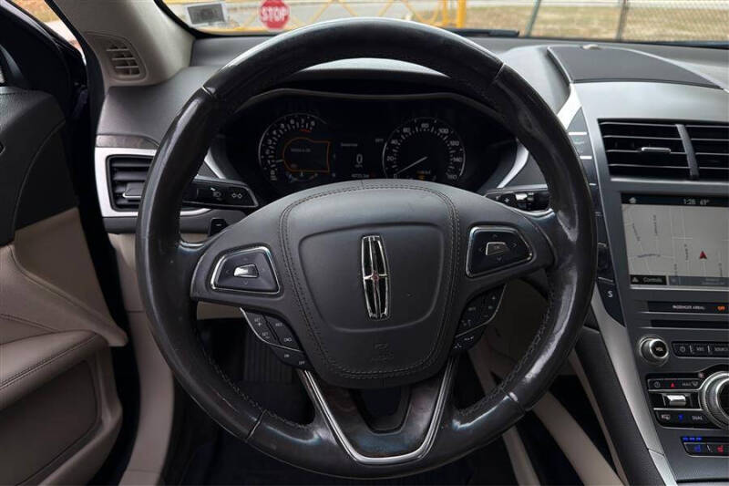 2017 Lincoln MKZ Reserve