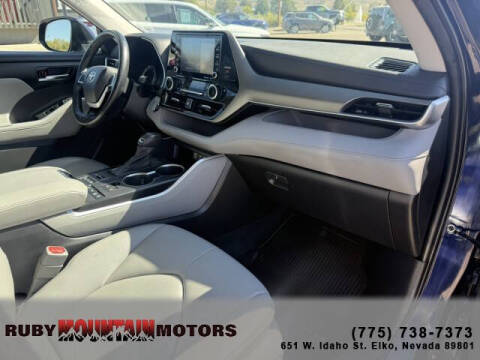 2022 Toyota Highlander XLE