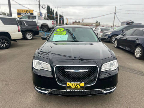2018 Chrysler 300 Touring