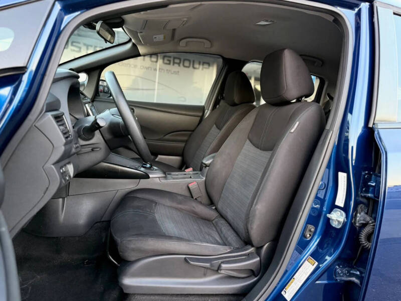 2023 Nissan LEAF S