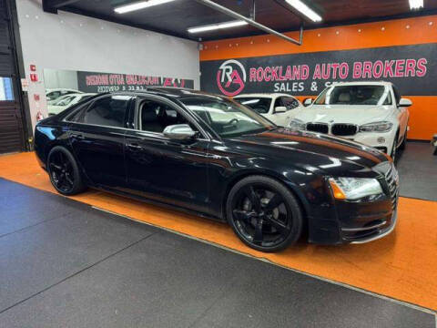 2013 Audi S8 4.0T quattro