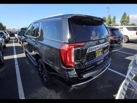 2022 GMC Yukon SLT