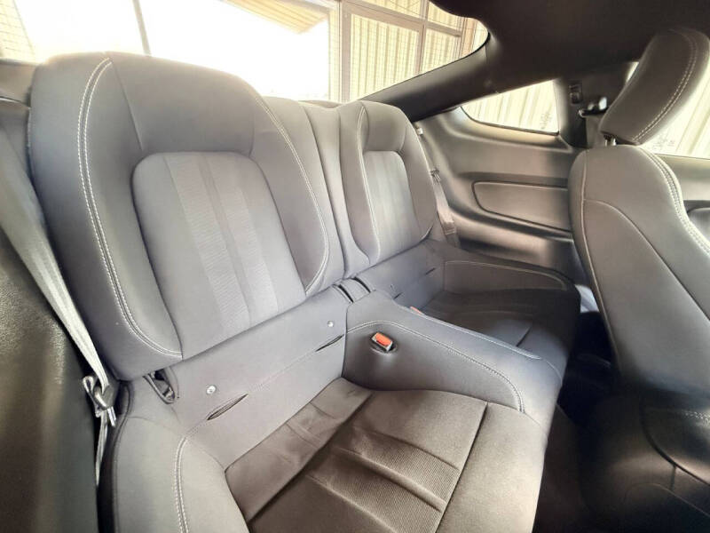 2021 Ford Mustang EcoBoost