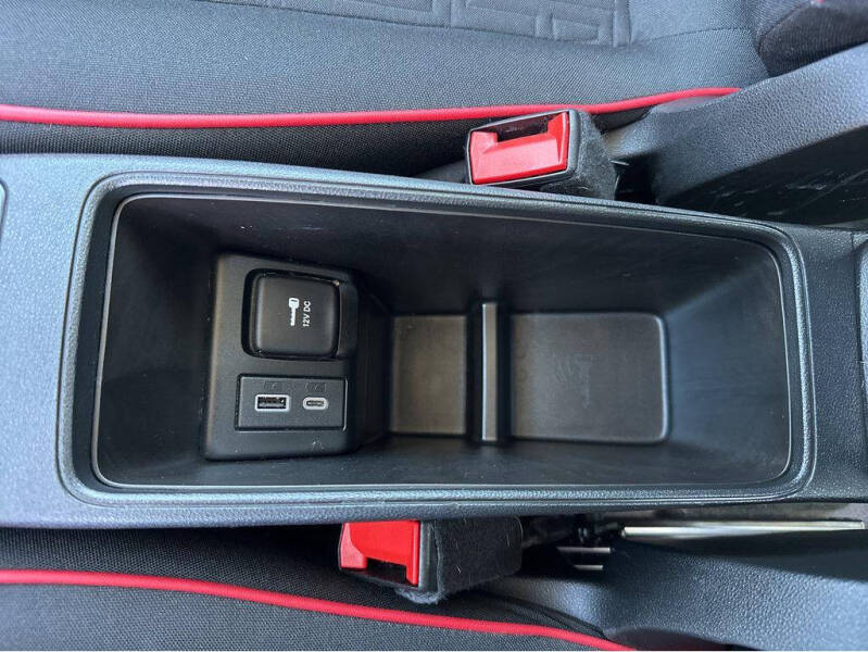 2024 FIAT 500e Inspi(RED)