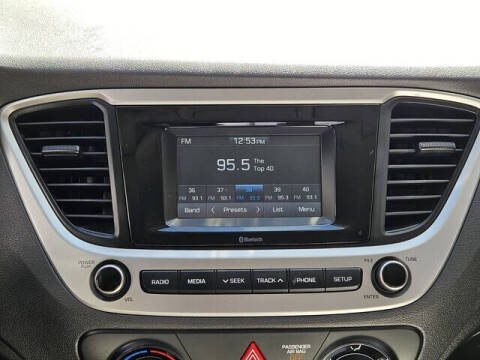 2019 Hyundai Accent SE