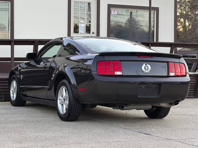 2009 Ford Mustang V6 Deluxe