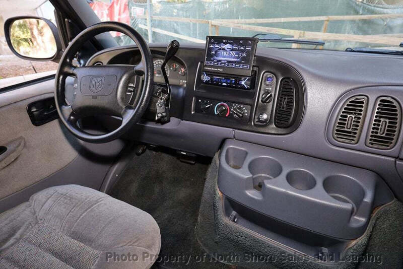 1998 Dodge Ram Van 1500