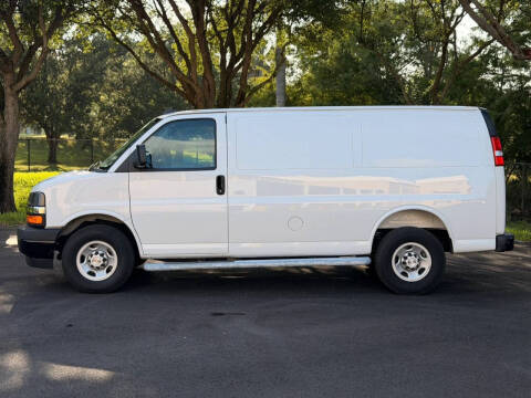 2025 Chevrolet Express 2500